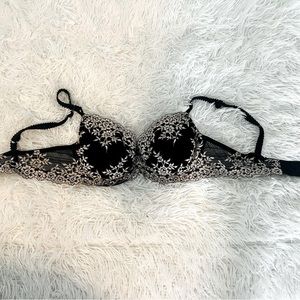 Wacoal Lace Bra 34C